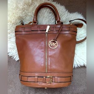 Micheal Kors Kingsbury Leather bag